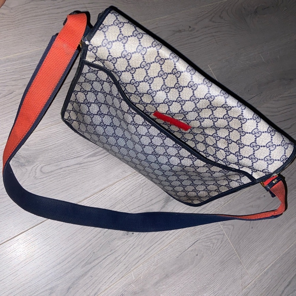 Gucci Messenger Bag
